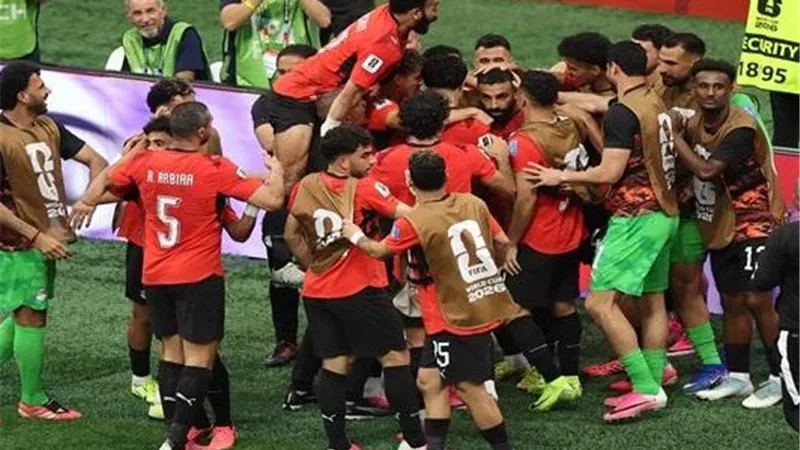 حسام حسن يعلن تشكيل منتخب مصر لمواجهة أستراليا  في كأس العالم