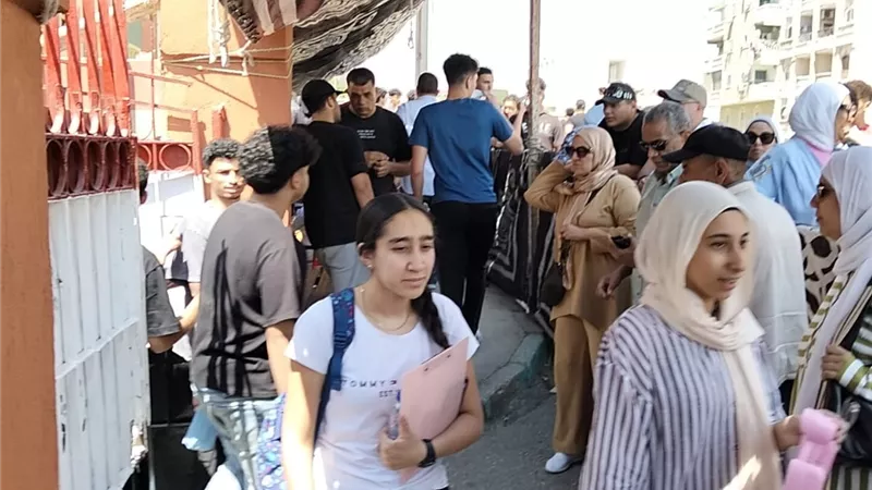 ارتياح بين طلاب الثانوية العامة بالإسماعيلية بعد امتحاني اللغة الفرنسية والألمانية
