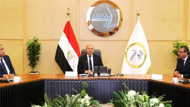 وزير النقل يترأس الجمعية العمومية للشركة القابضة لمشروعات الطرق والكباري