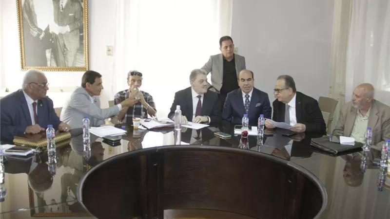 5 مشروعات قوانين وخطة تصعيد شاملة.. الوفد يقود تحركًا لإنصاف أصحاب المعاشات