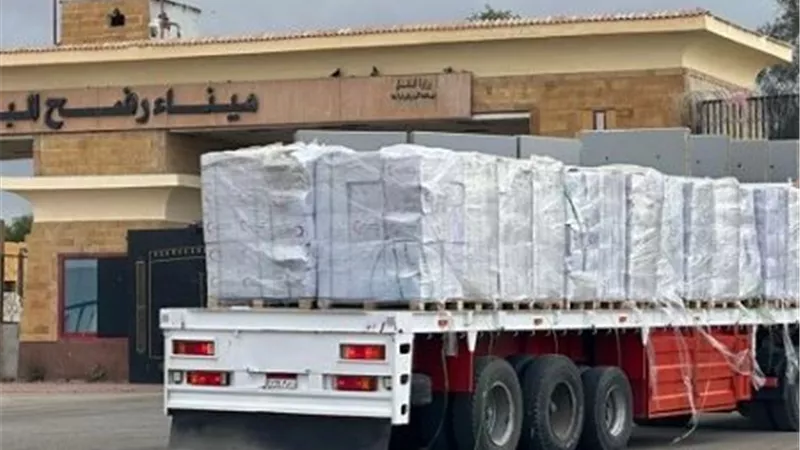 مصر تفتح أبواب الأمل لغزة.. علاج الجرحى وقوافل الإغاثة تواصل العبور رغم التحديات