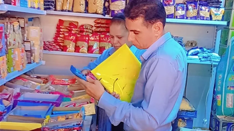 ضربة تموينية قوية بسوهاج.. ضبط 10 أطنان سلع مجهولة المصدر