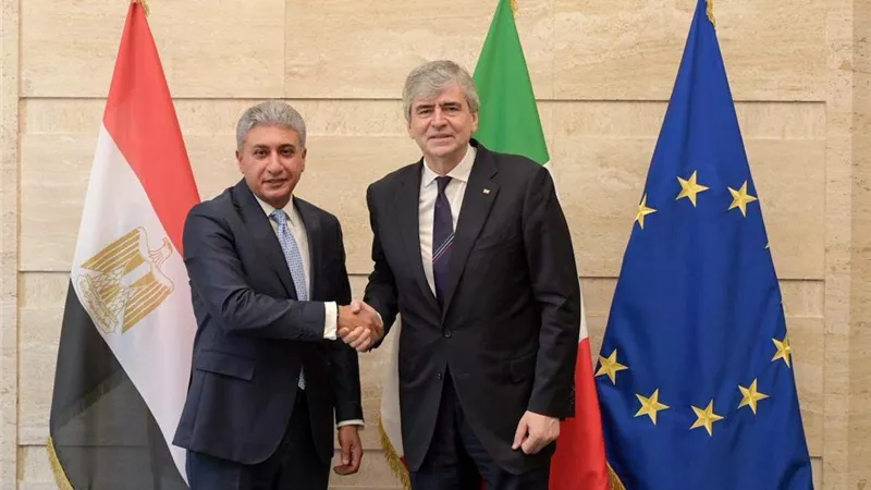 وزير السياحة ونظيره الإيطالي يبحثان سبل تعزيز التعاون المشترك 