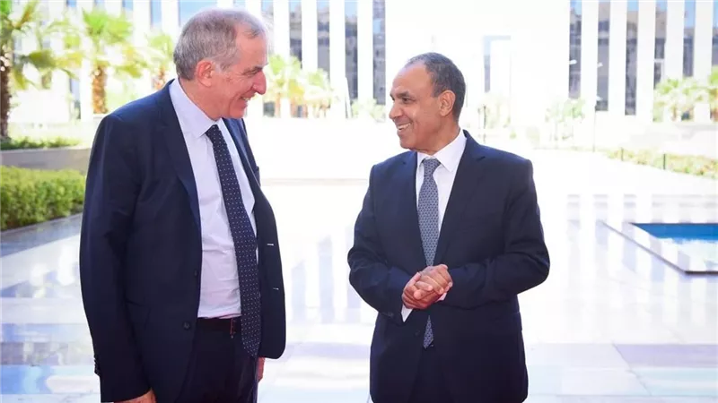 وزير الخارجية والممثل الأوروبي الخاص لعملية السلام يبحثان مستجدات القضية الفلسطينية 