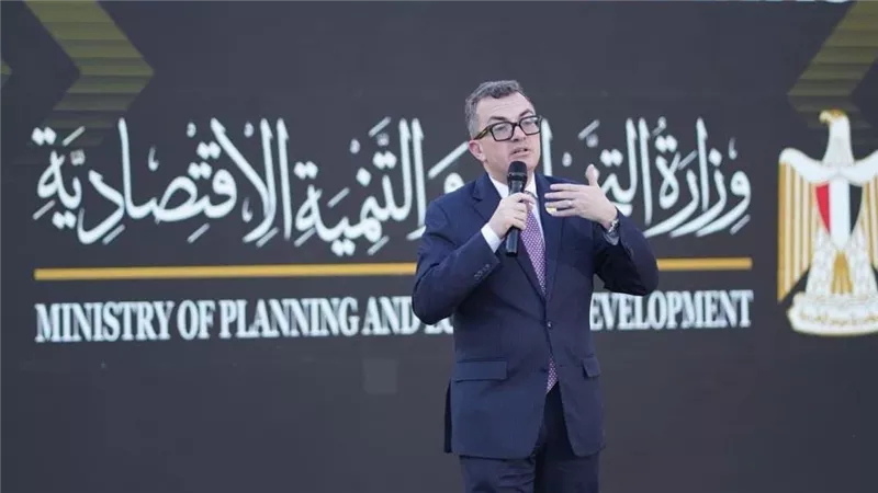  وزير التخطيط: منظومة التمويل العالمية تشهد مرحلة انتقائية والفرصة سانحة أمام السوق المصرية 