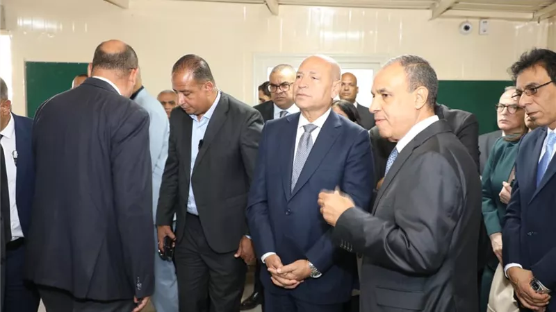 وزير الخارجية يزور مكتب تصديقات الميريلاند لمتابعة الخدمات المقدمة للمواطنين