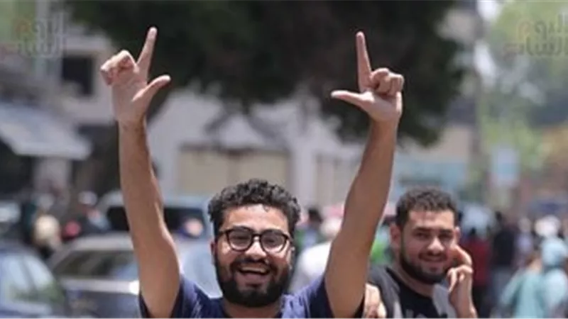 بين القلق والدعم.. كيف تصنع الأسرة فارقًا في نتائج طلاب الثانوية العامة؟