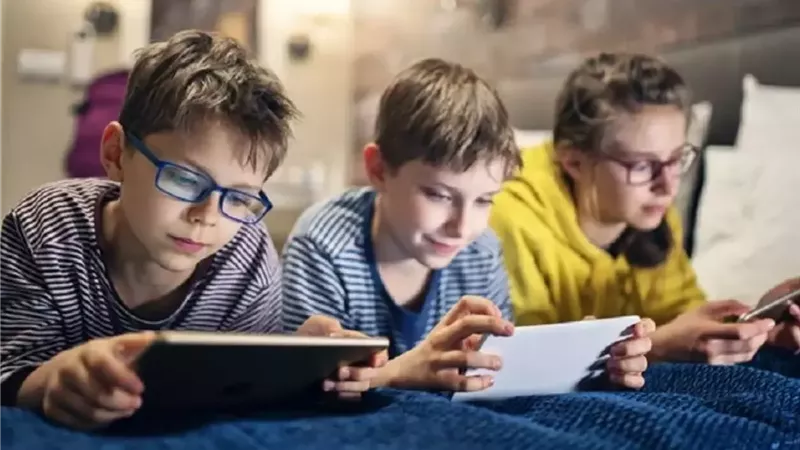القدوة أقوى من أي تطبيق.. رسالة مهمة من خبيرة اجتماع للأسر