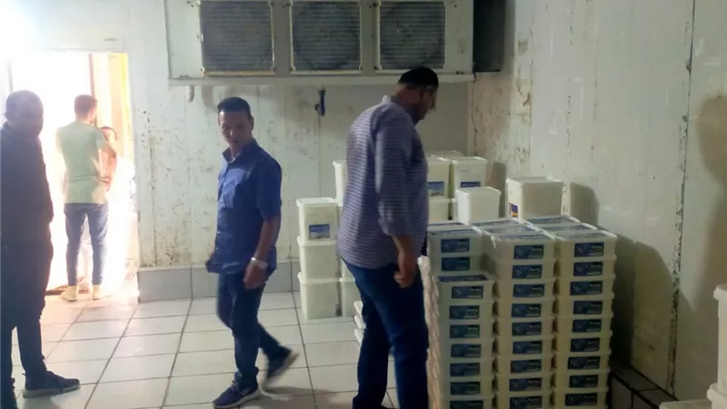 سقوط مصنع بير السلم بالفيوم.. ضبط طن و150 كيلو جبنة منتهية الصلاحية