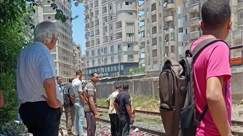 مصرع كهربائي صدمه قطار أثناء عبوره شريط السكة الحديد بدمنهور