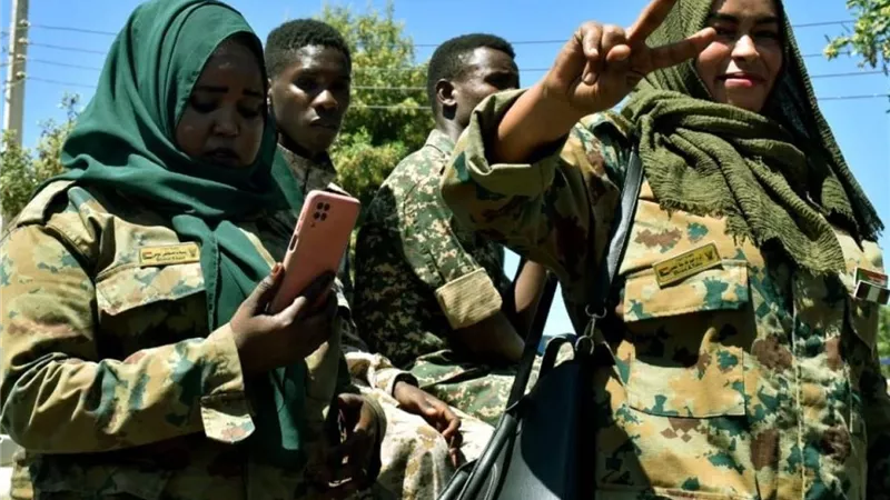 فضيحة في الخرطوم.. الجيش السوداني يزج بالنساء في ساحات القتال