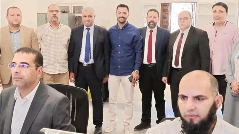 محافظ المنيا يتابع افتتاح مكتب الشهر العقاري بمجمع خدمات قرية أبا البلد بمغاغة