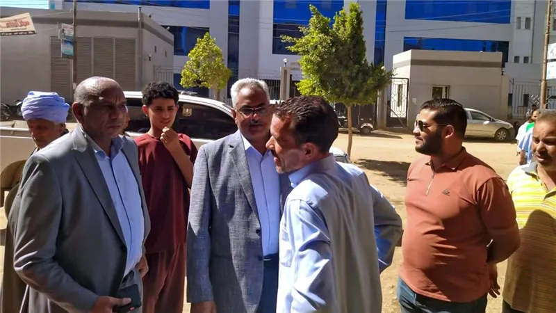 نائب محافظ سوهاج يجري جولة ميدانية لمتابعة امتحانات الثانوية العامة والخدمات المقدمة للمواطنين