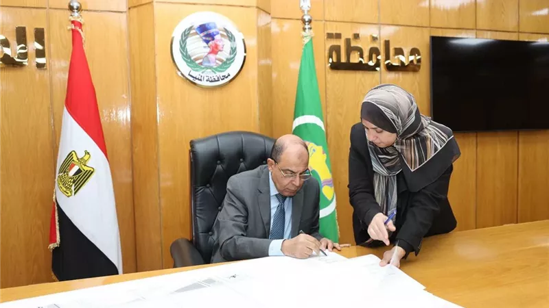 محافظ المنيا يعتمد المخطط التفصيلي للمدينة لتيسير إجراءات البناء ودعم التنمية العمرانية