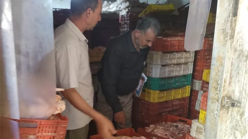 ضربة تموينية في الشرقية.. ضبط 11 طنًا من السلع الغذائية مجهولة المصدر
