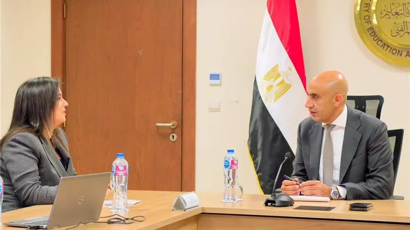 تعاون دولي مرتقب.. وزير التعليم يبحث مع الاتحاد الدولي للرياضة المدرسية استضافة البطولات العالمية