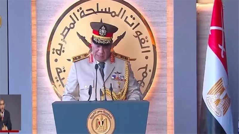 وزير الدفاع: اليوم يولد مقر القيادة الاستراتيجية بما يفتح عهدا جديدا في قيادة التحديات
