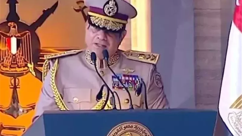 الرئيس السيسي: مصر واجهت أزمات غير مسبوقة وخسرت 10 مليارات دولار من إيرادات قناة السويس