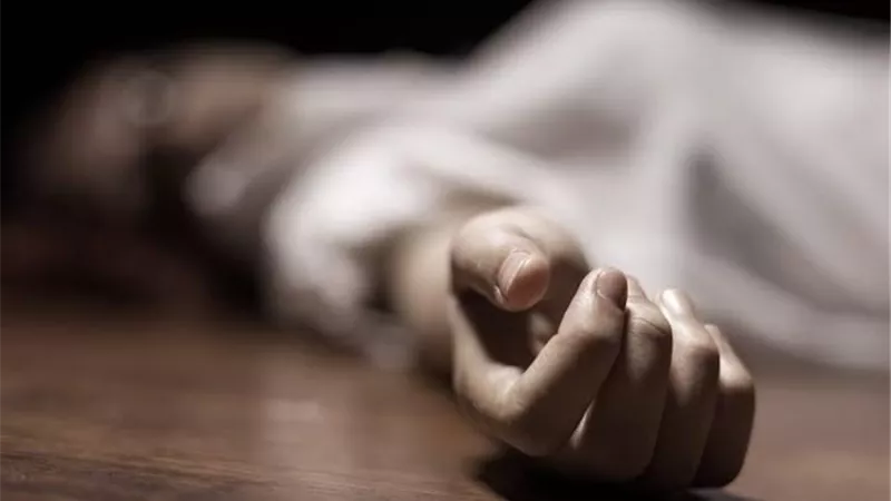 «حقن وآثار دماء».. العثور على جثمان ممرضة داخل مستشفى بالساحل
