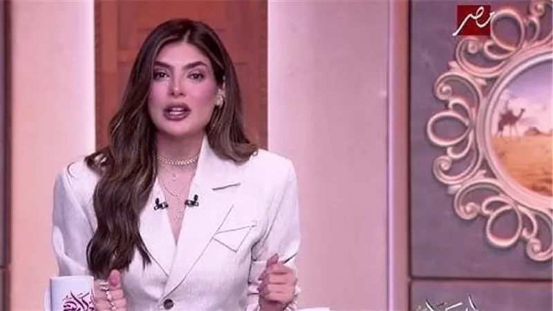 لما جبريل تهاجم صحفي بعد سؤاله لرامي ربيعة: ده تعدي مش إيفيه