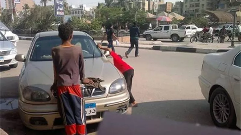 رسوم انتظار أم إتاوات؟.. النواب يطالبون بإنهاء فوضى الشوارع