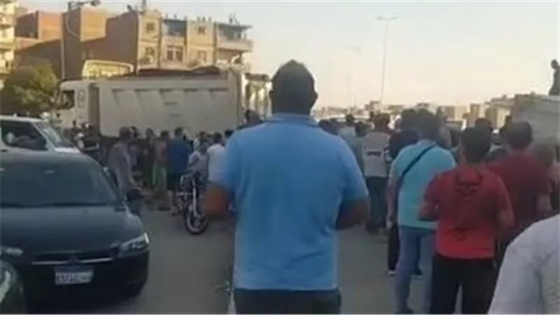 السيطرة على حريق بمصنع أدوات صحية في الفيوم وإصابة شخصين باختناق