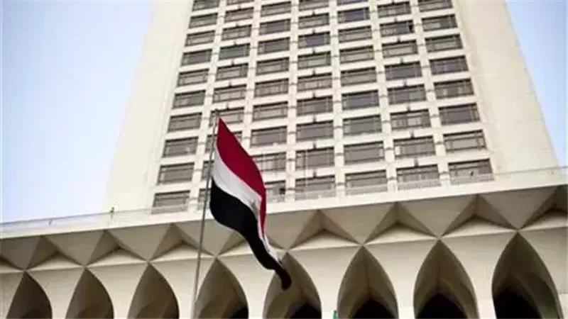 مصر تدين الهجمات الإيرانية على الإمارات وقطر والكويت والبحرين وتعلن تضامنها الكامل