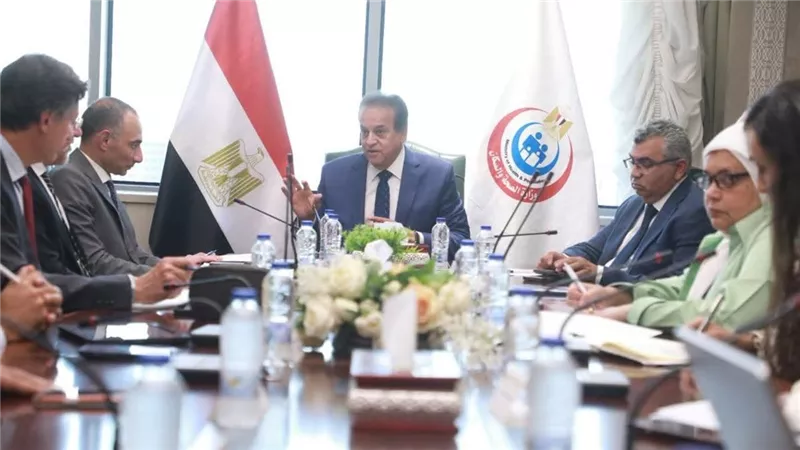 تطوير مستشفى هليوبوليس الجديدة.. تفاصيل لقاء وزير الصحة مع «إيني» الإيطالية
