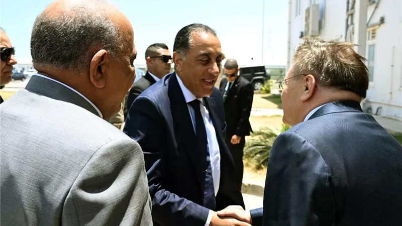 مراسم تركيب وعاء ضغط المفاعل للوحدة النووية الثانية بمحطة الضبعة النووية (صور)