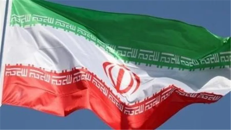 أزمة دبلوماسية.. إيران تستدعي السفير البريطاني وتوجه رسالة نارية إلى لندن
