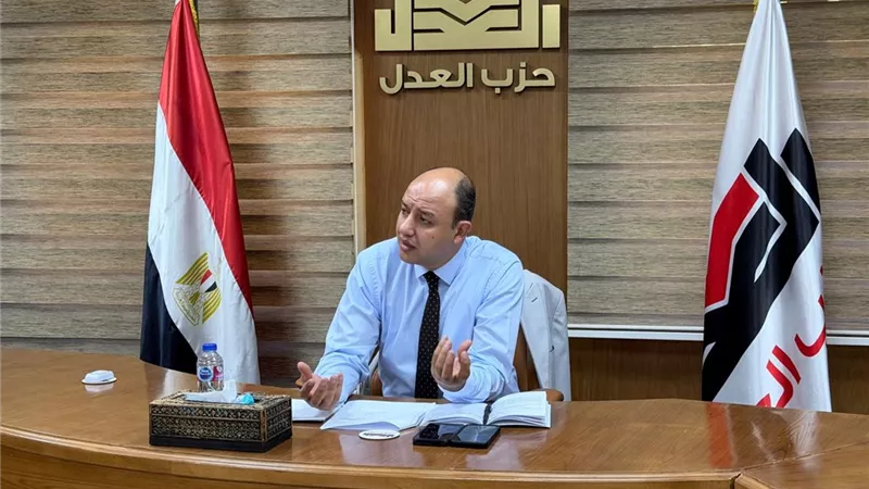 الأمين العام لحزب العدل يجتمع بأمناء محافظات الحزب