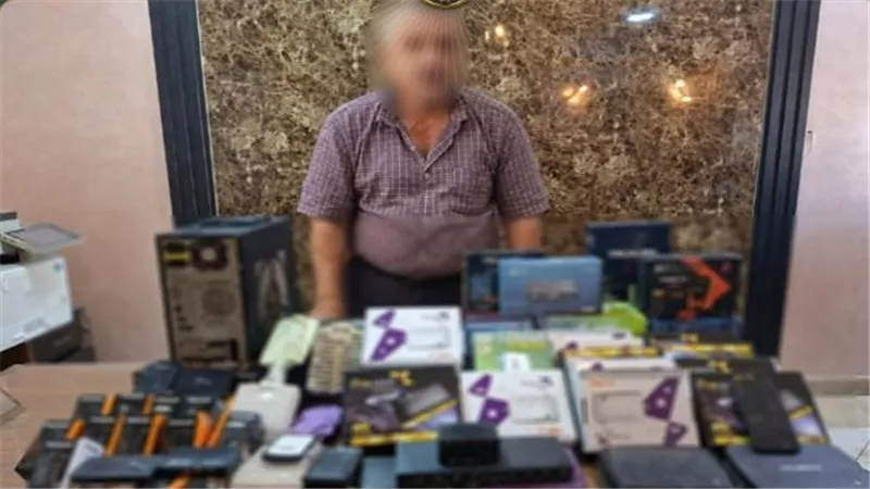 ضبط شخص يدير شبكة بث تلفزيوني لاسلكية لفك شفرة القنوات الفضائية بالمنوفية