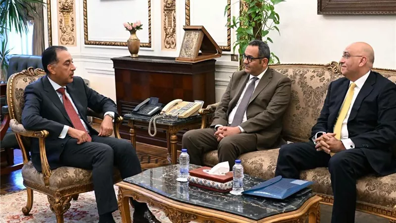 مدبولي يستقبل الرئيس الجديد لجهاز التنمية: المشروعات الصغيرة والمتوسطة ركيزة أساسية للاقتصاد