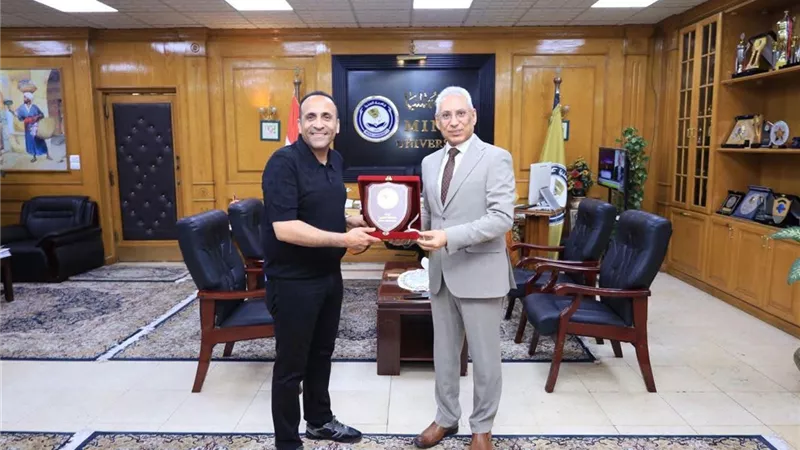 جامعة المنيا واللوتس تبحثان توسيع مجالات التعاون الأكاديمي والبحثي