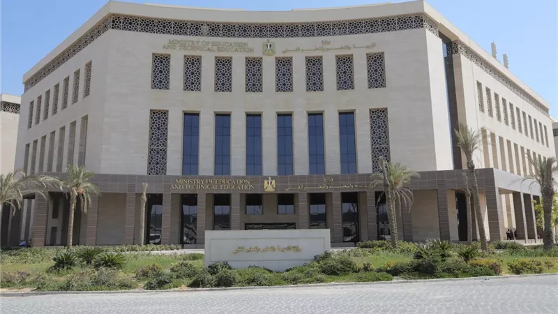 حقيقة إعادة توزيع درجات أسئلة امتحانات الثانوية العامة 2026.. التعليم تحسم الجدل