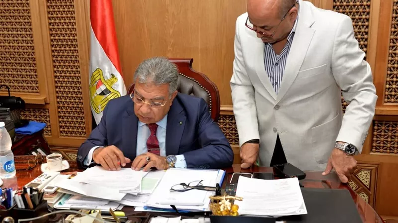245 درجة للقبول بالثانوي العام.. محافظ الدقهلية يعتمد تنسيق المرحلة الأولى