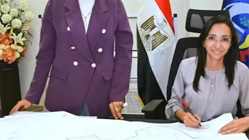 محافظ البحيرة تعتمد مخططات عمرانية جديدة بعدد من المدن والقرى لدعم التنمية