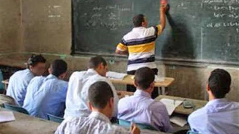 برلماني يطالب بحسم أوضاع معلمي الحصة وإنصافهم ماديًا ووظيفيًا لحماية العملية التعليمية 