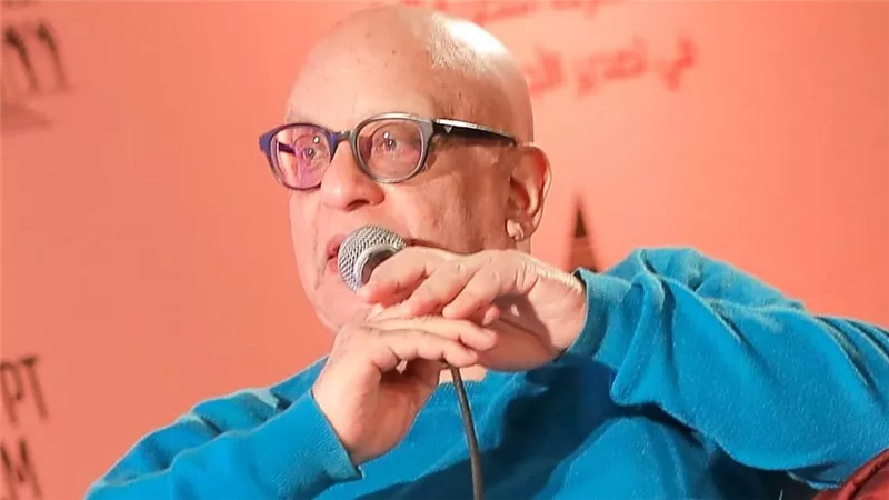 بعد رسالة خيري بشارة.. جدل متجدد حول حقوق الفنانين في الأداء العلني