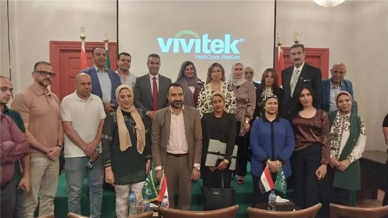 غادة عامر تحذر من تغير سوق العمل: وظائف جديدة تنتظر أصحاب المهارات الرقمية