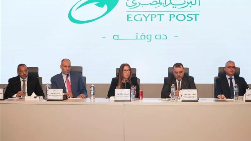 رئيس البريد: الحوار المباشر مع العاملين هو الطريق لتطوير الأداء وتحقيق العدالة
