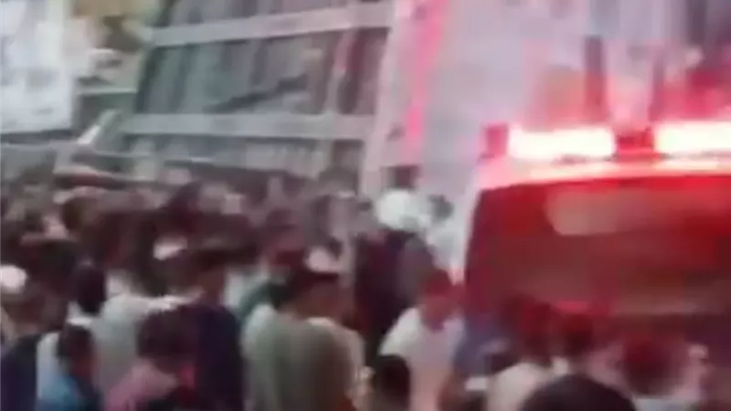 مصرع شخص في انقلاب تريلا على سيارة ملاكي بطريق الفيوم القاهرة