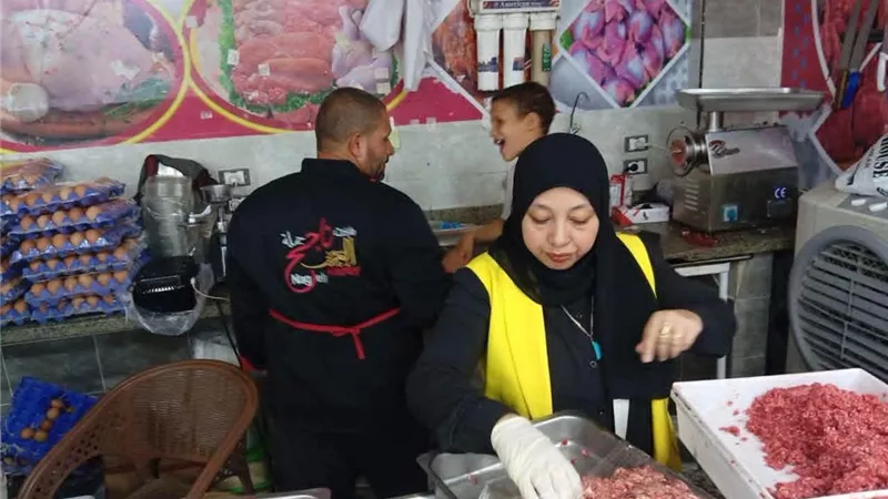 ضبط 207 كيلوات لحوم ودواجن وأسماك فاسدة بالمنيا.. وتحرير 31 محضرًا