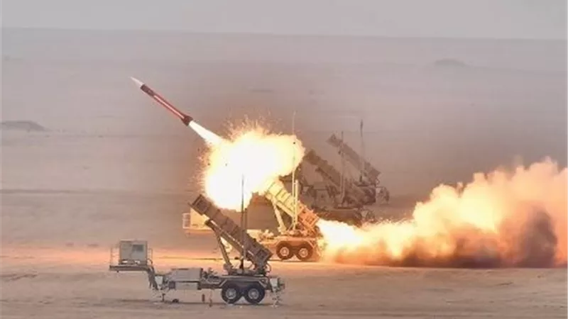 الجيش الكويتي ينجح في اعتراض صواريخ ومسيرات إيرانية 
