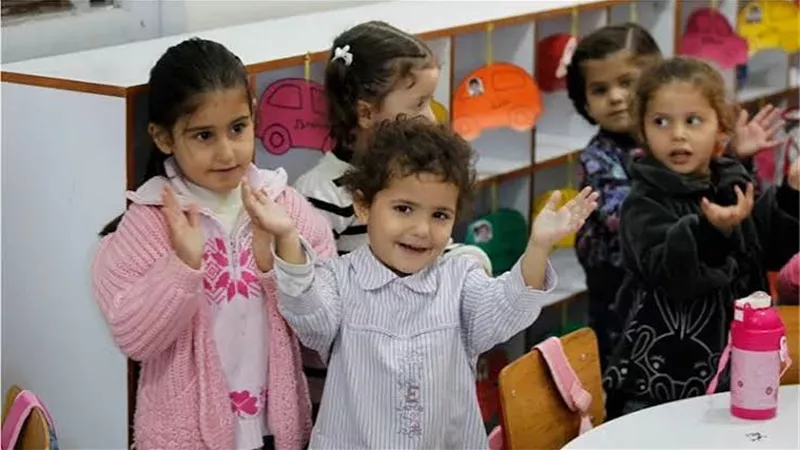 من هم الأطفال المستحقون للمعاش الشهري؟.. القانون يحدد 3 فئات