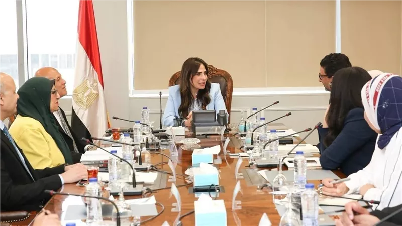 وزيرة الإسكان: الدولة المصرية تتبنى استراتيجية متكاملة وطموحة للتوسع في تحلية مياه البحر