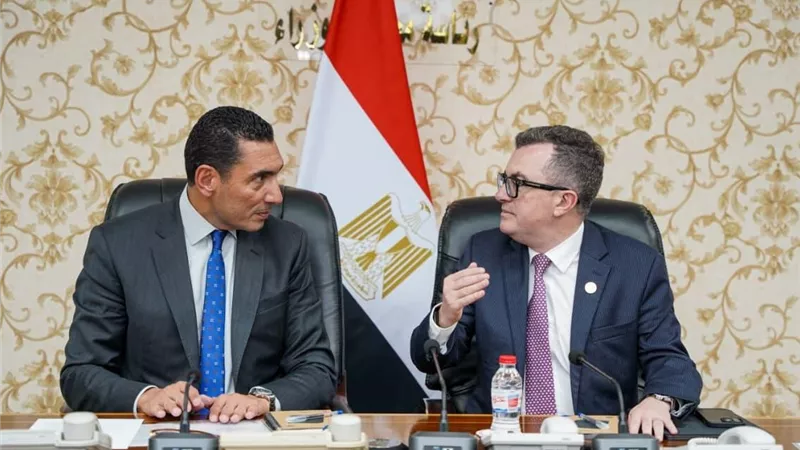 التخطيط والشباب يطلقان أكبر مبادرة لتمكين الشباب اقتصاديًا في جميع المحافظات
