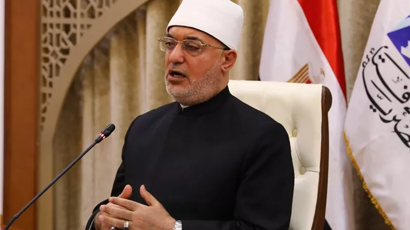 مفتي الجمهورية يهنئ هدى أحمد عيسى ويشيد بدور النيابة الإدارية في ترسيخ العدالة