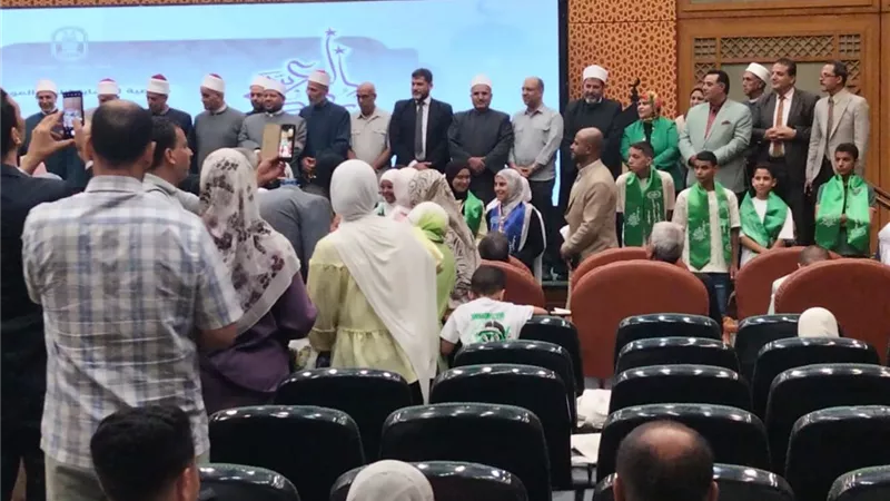 رئيس منطقة الإسماعيلية الأزهرية يشهد تكريم الفائزين بمسابقة «رواد اللغة العربية»