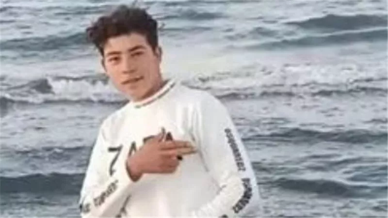 كان رايح شغله.. مصرع شاب إثر سقوطه من سيارة نصف نقل بأسيوط